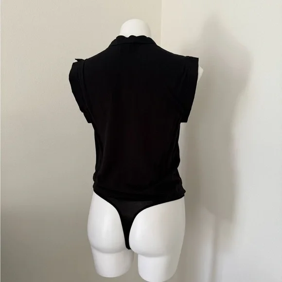 Lamarque Bodysuit Wrap Top Black Cap Sleeve Small NWT - Picture 4 of 8